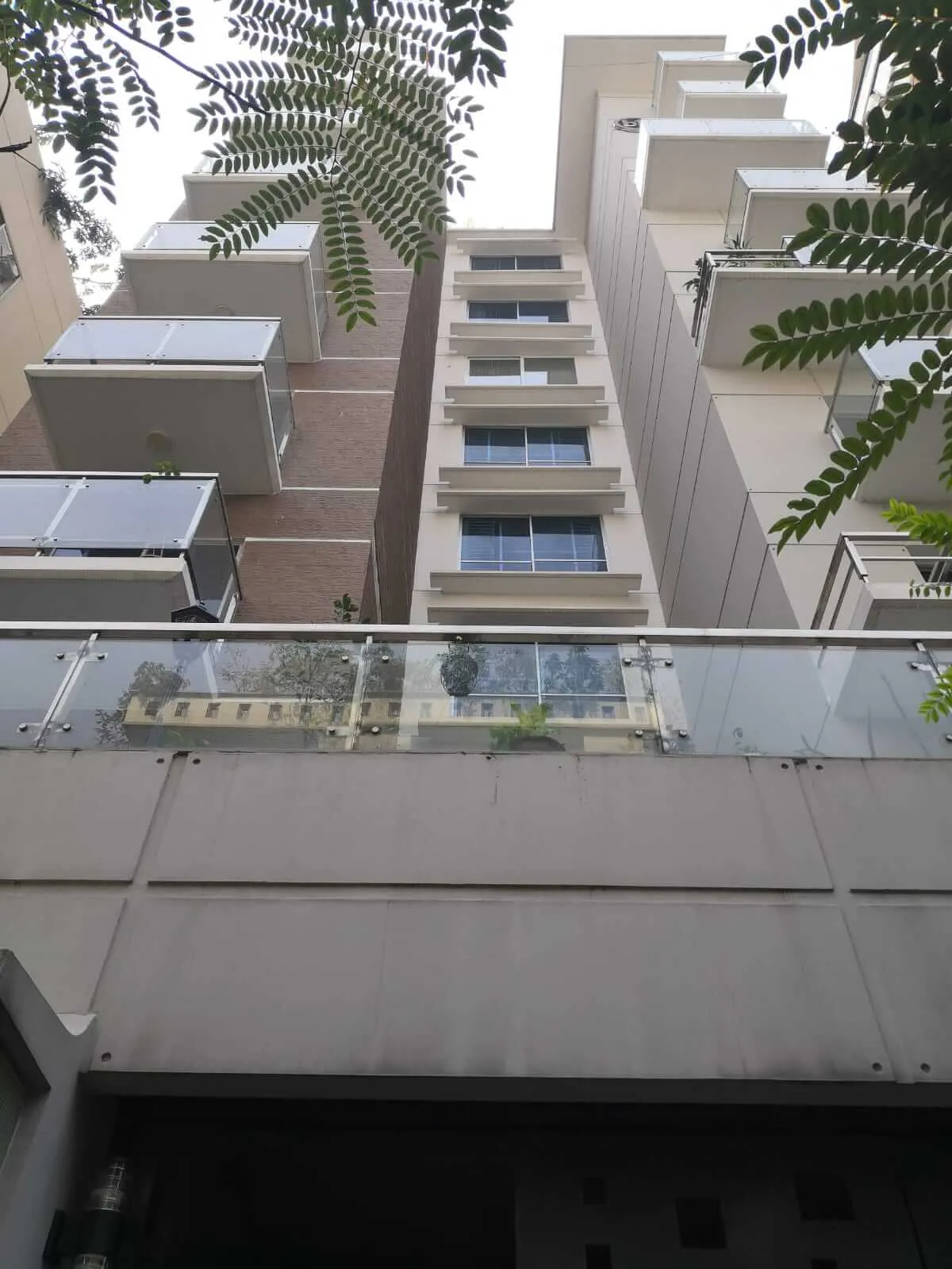 Villa on Hollywood Boulevard