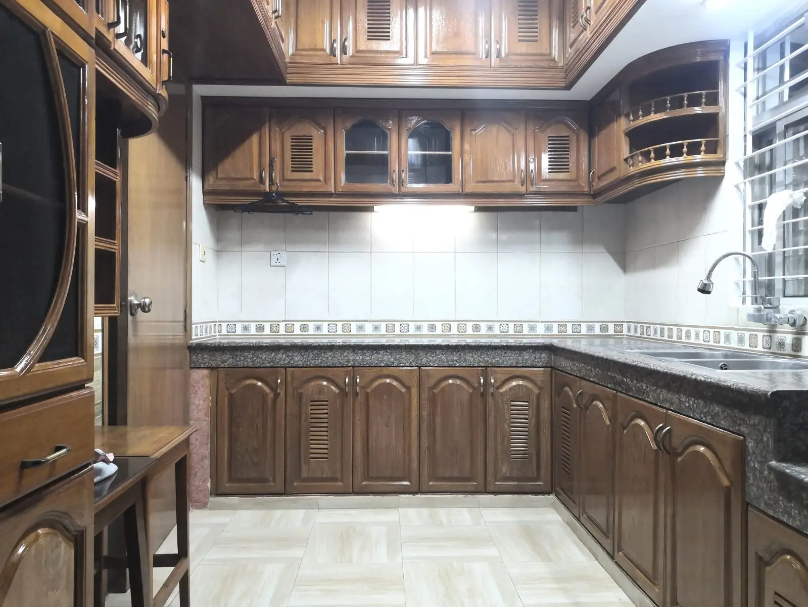 Villa on Hollywood Boulevard