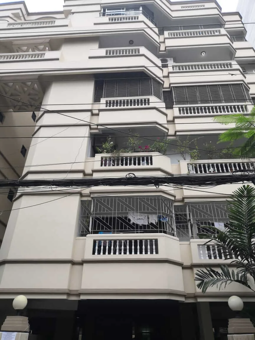 Villa on Hollywood Boulevard