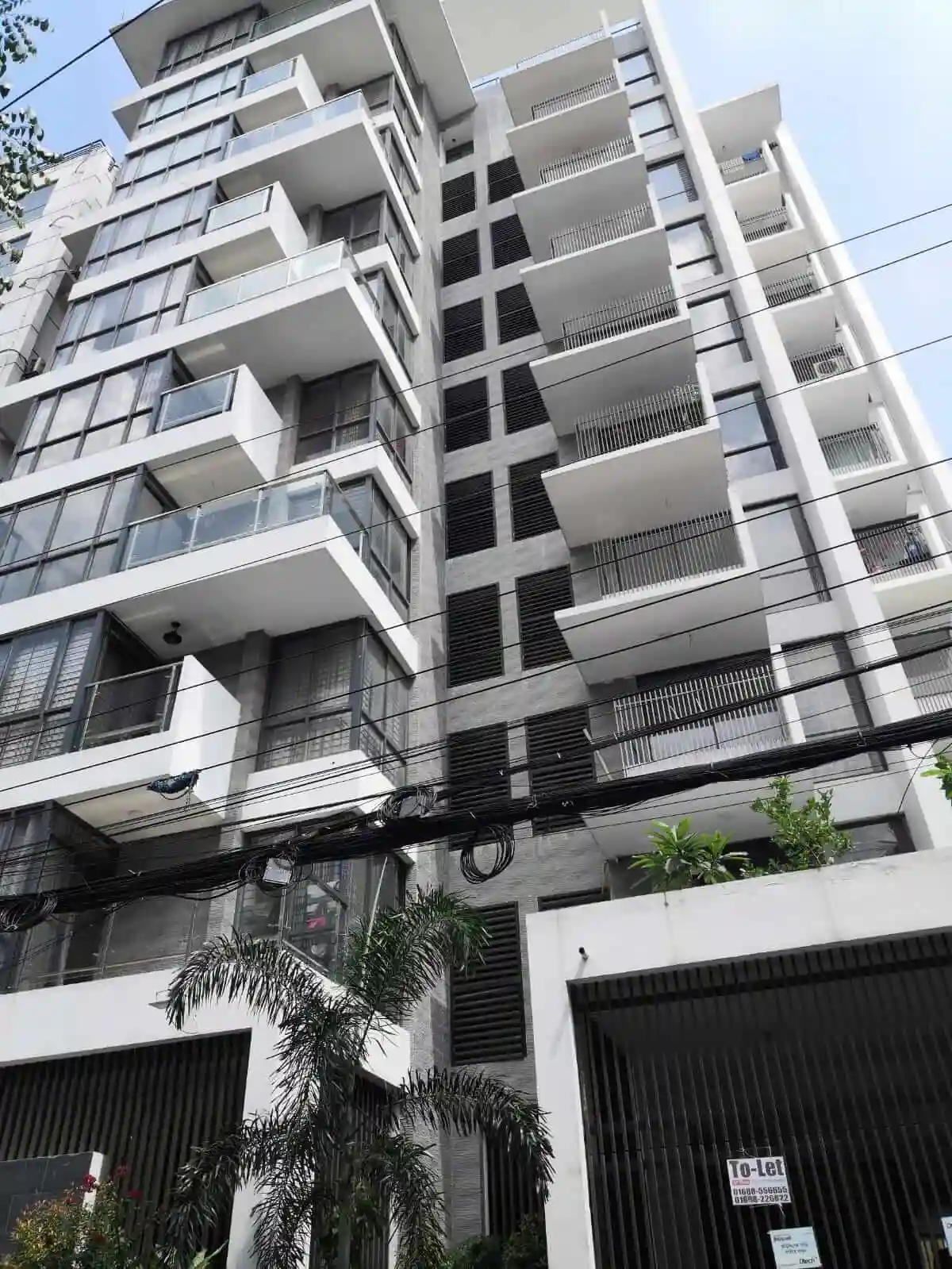 Villa on Hollywood Boulevard