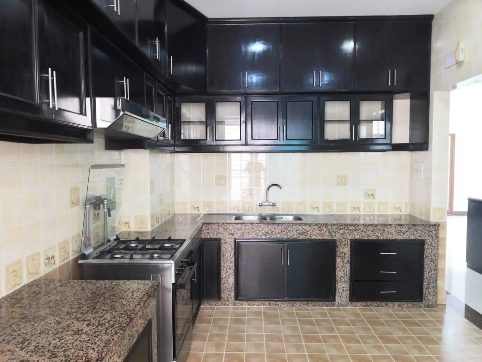 Villa on Hollywood Boulevard