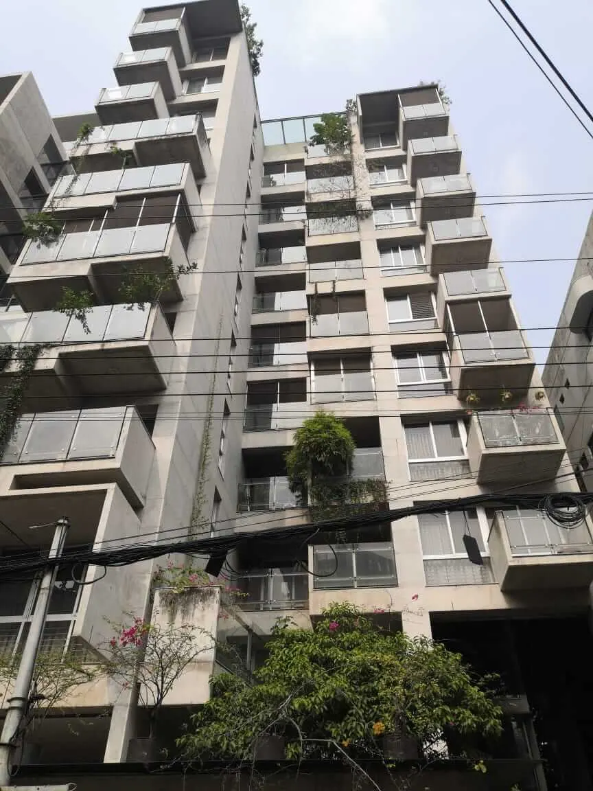 Villa on Hollywood Boulevard