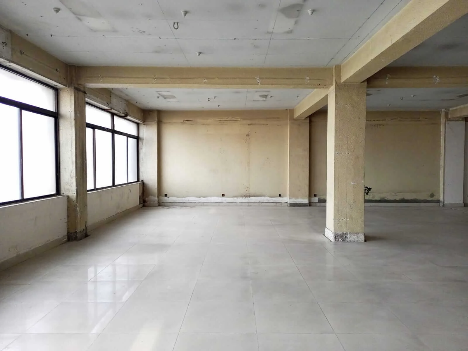 Villa on Hollywood Boulevard