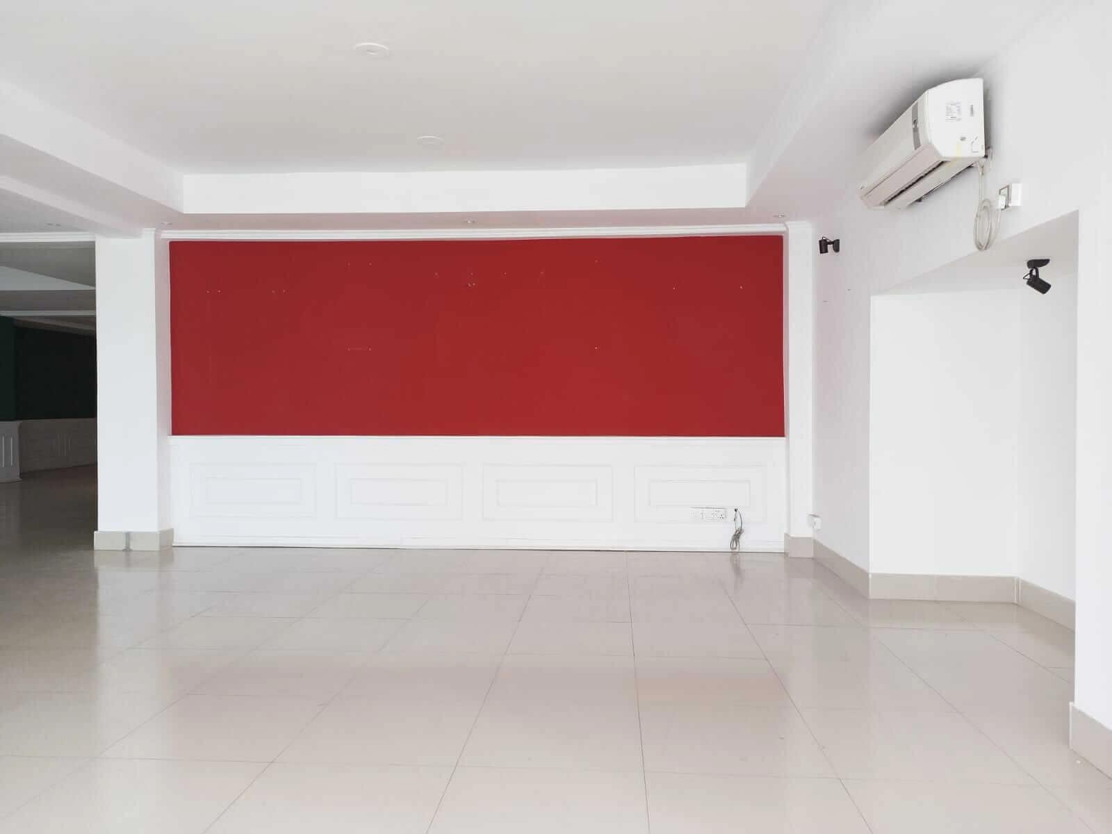 Villa on Hollywood Boulevard