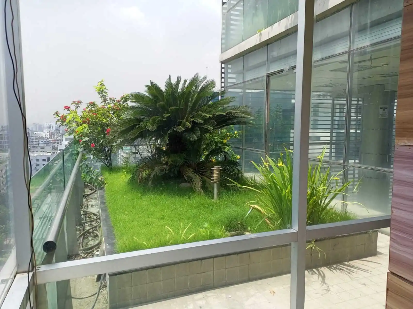 Villa on Hollywood Boulevard