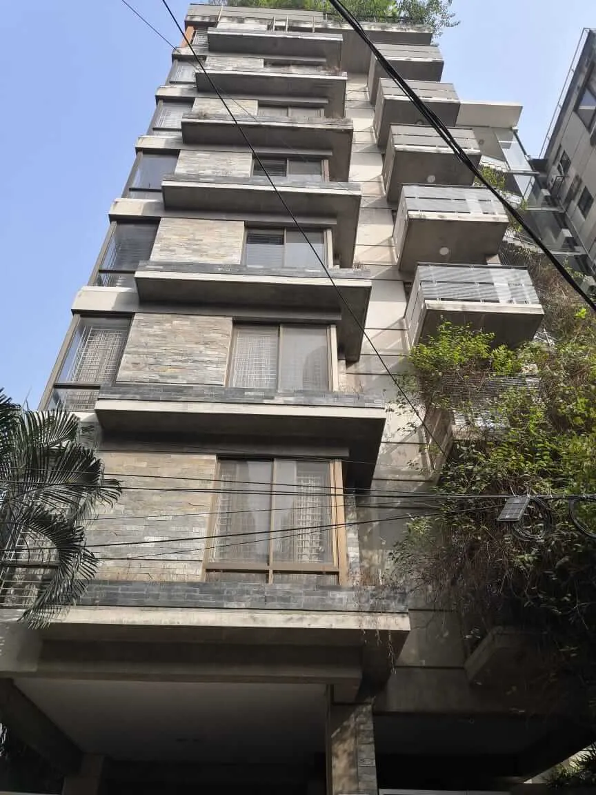 Villa on Hollywood Boulevard