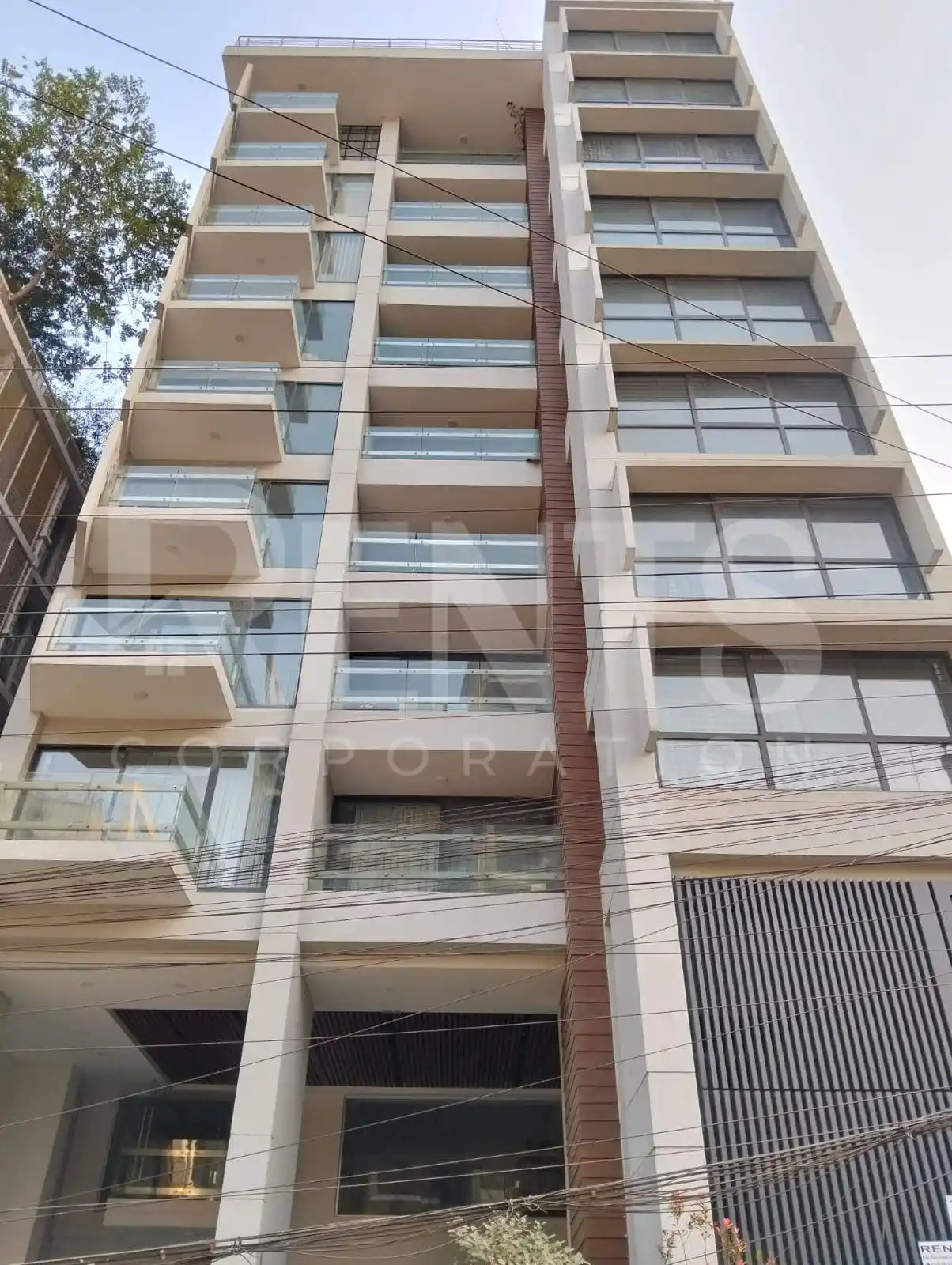 Villa on Hollywood Boulevard