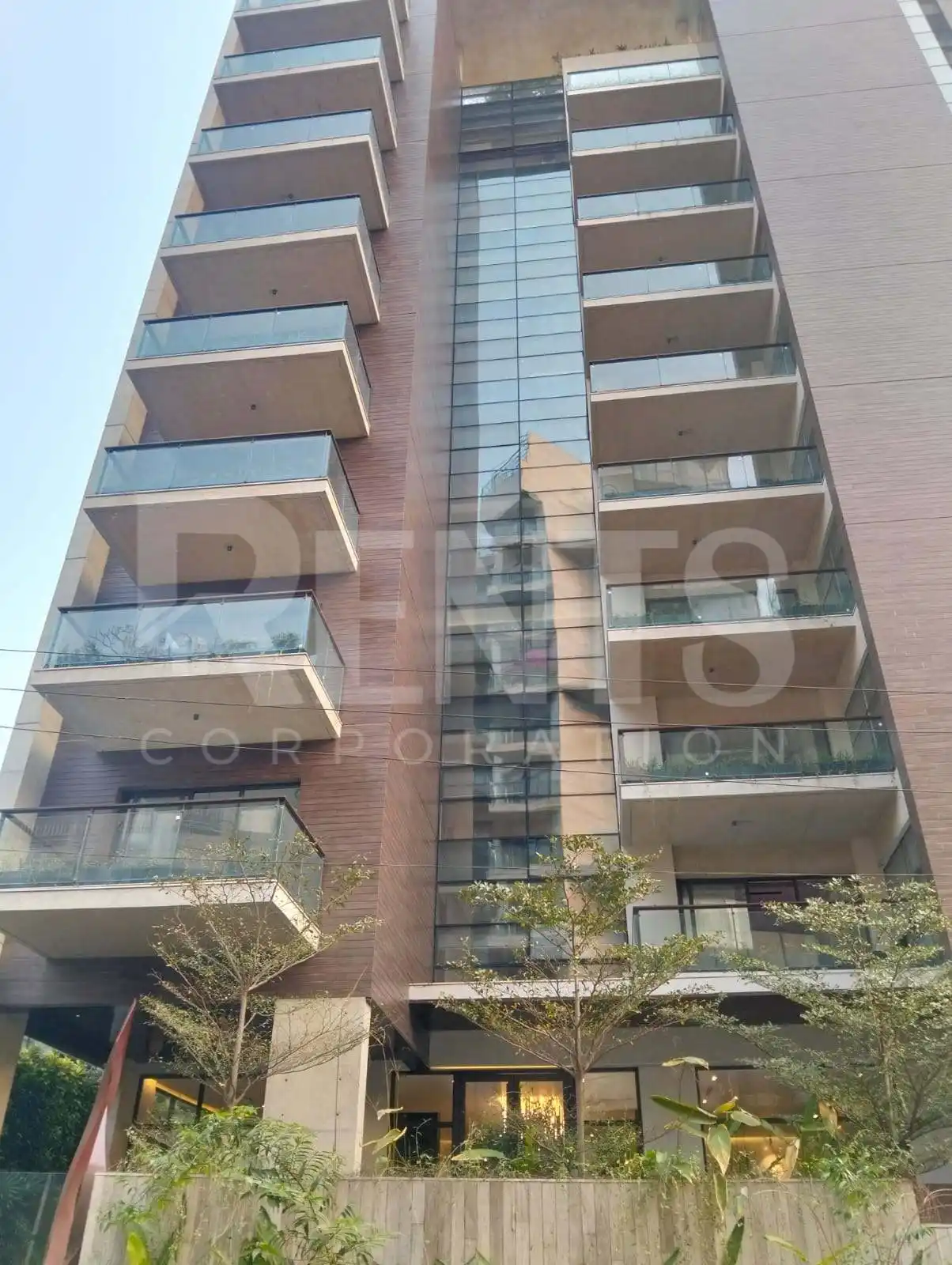 Villa on Hollywood Boulevard