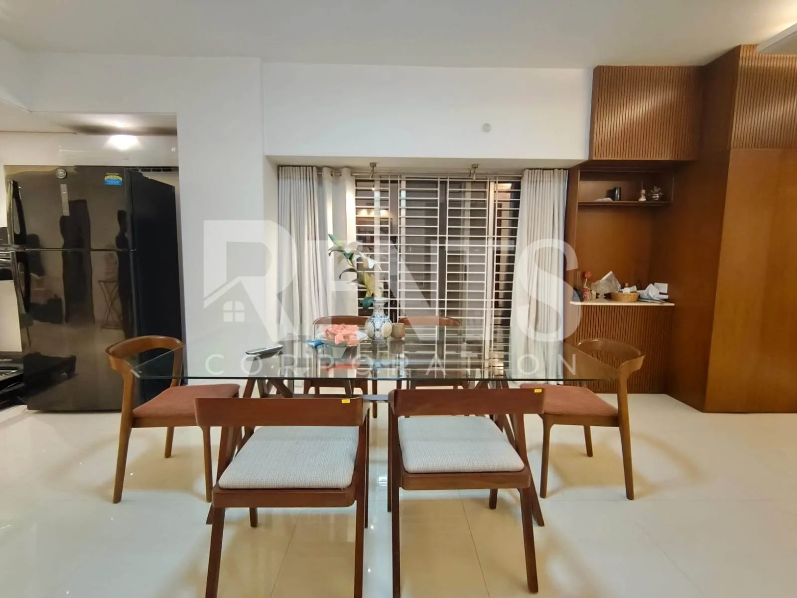 Villa on Hollywood Boulevard