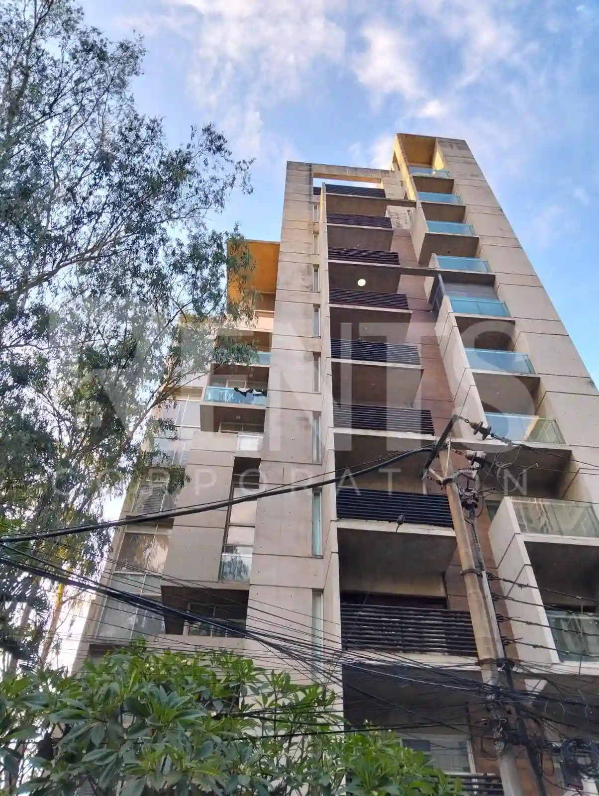 Villa on Hollywood Boulevard