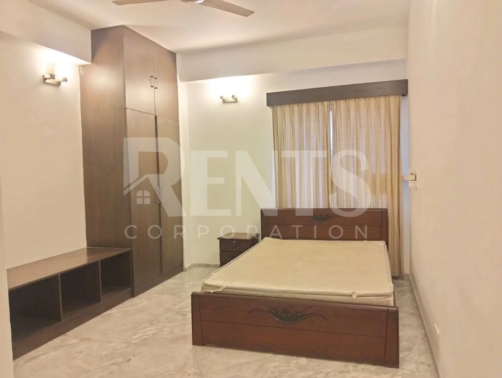 Villa on Hollywood Boulevard