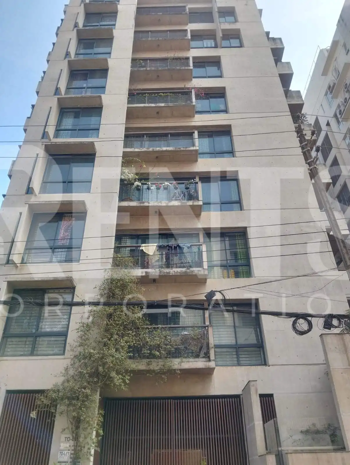 Villa on Hollywood Boulevard