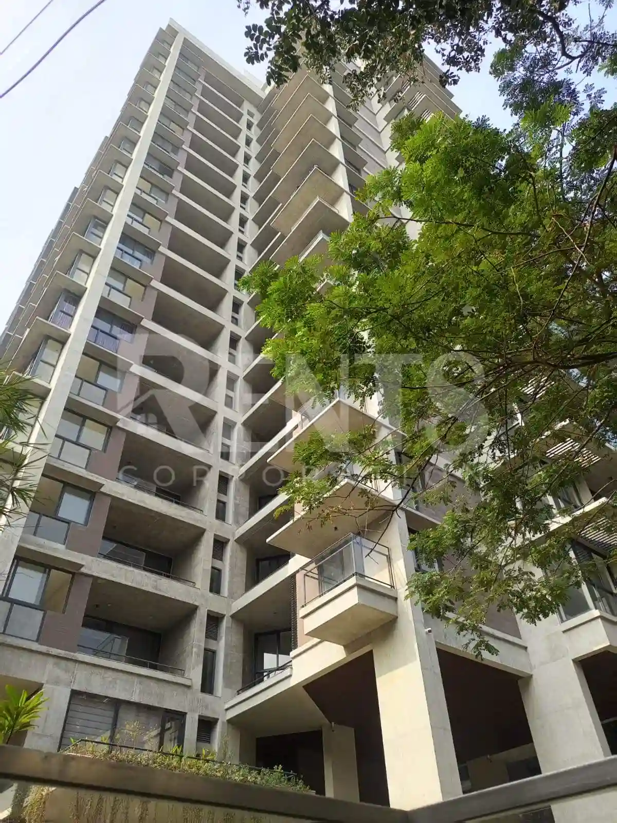 Villa on Hollywood Boulevard