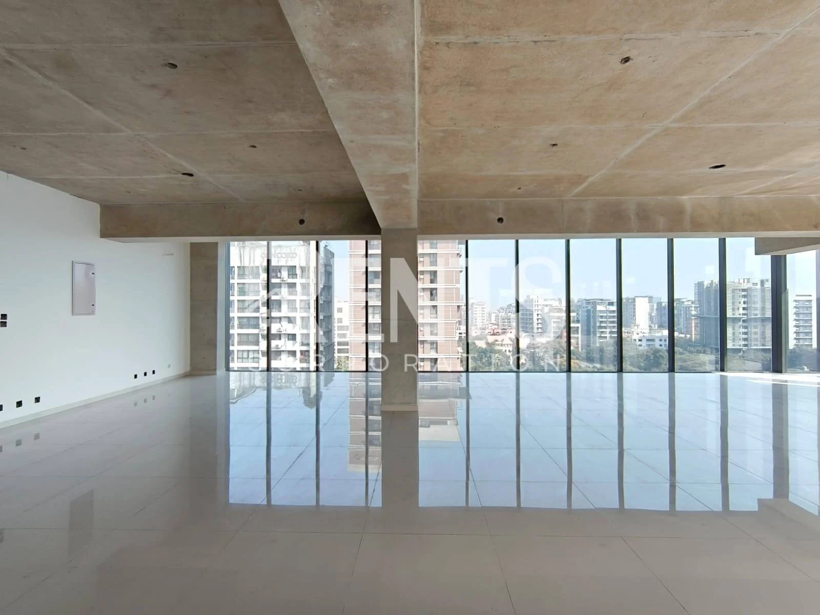 Villa on Hollywood Boulevard