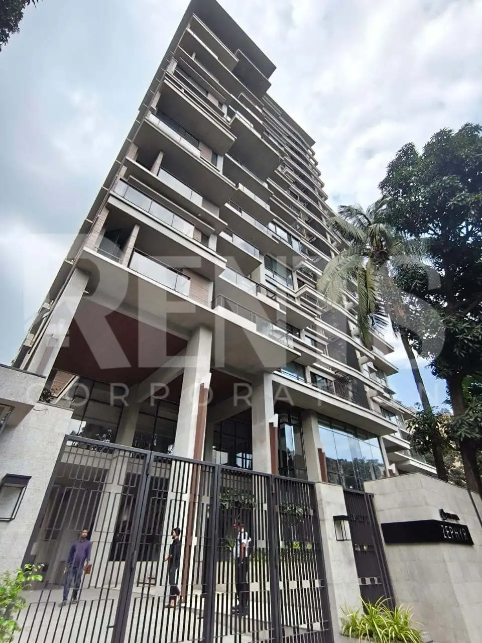 Villa on Hollywood Boulevard