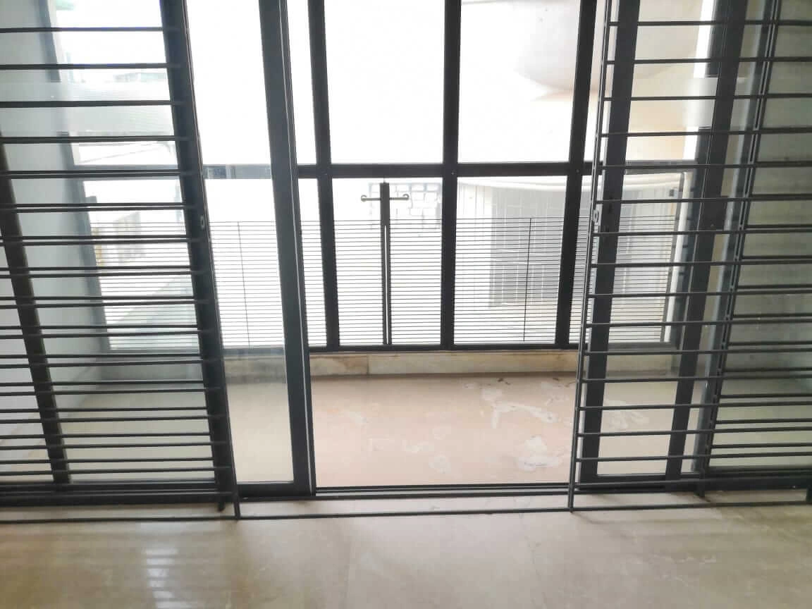 Villa on Hollywood Boulevard