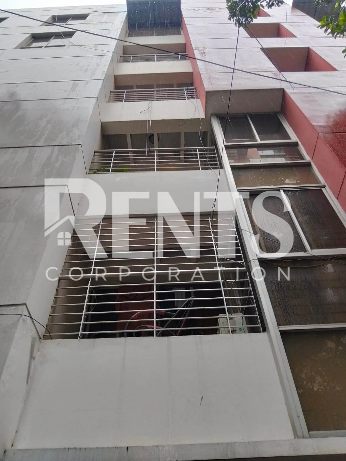 Villa on Hollywood Boulevard