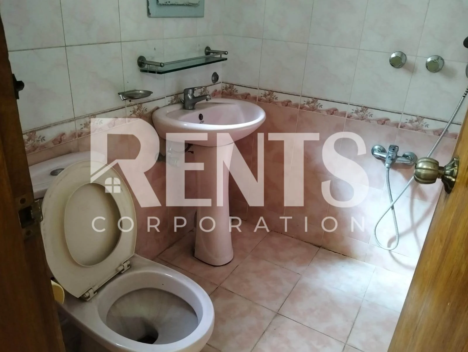 Villa on Hollywood Boulevard