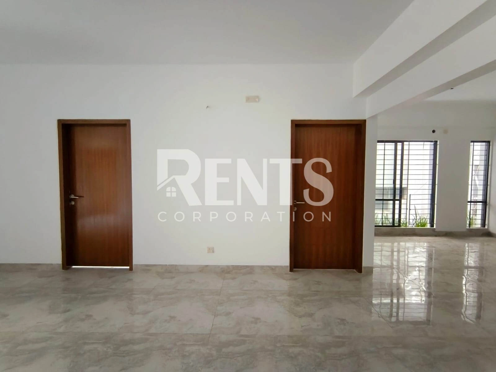 Villa on Hollywood Boulevard