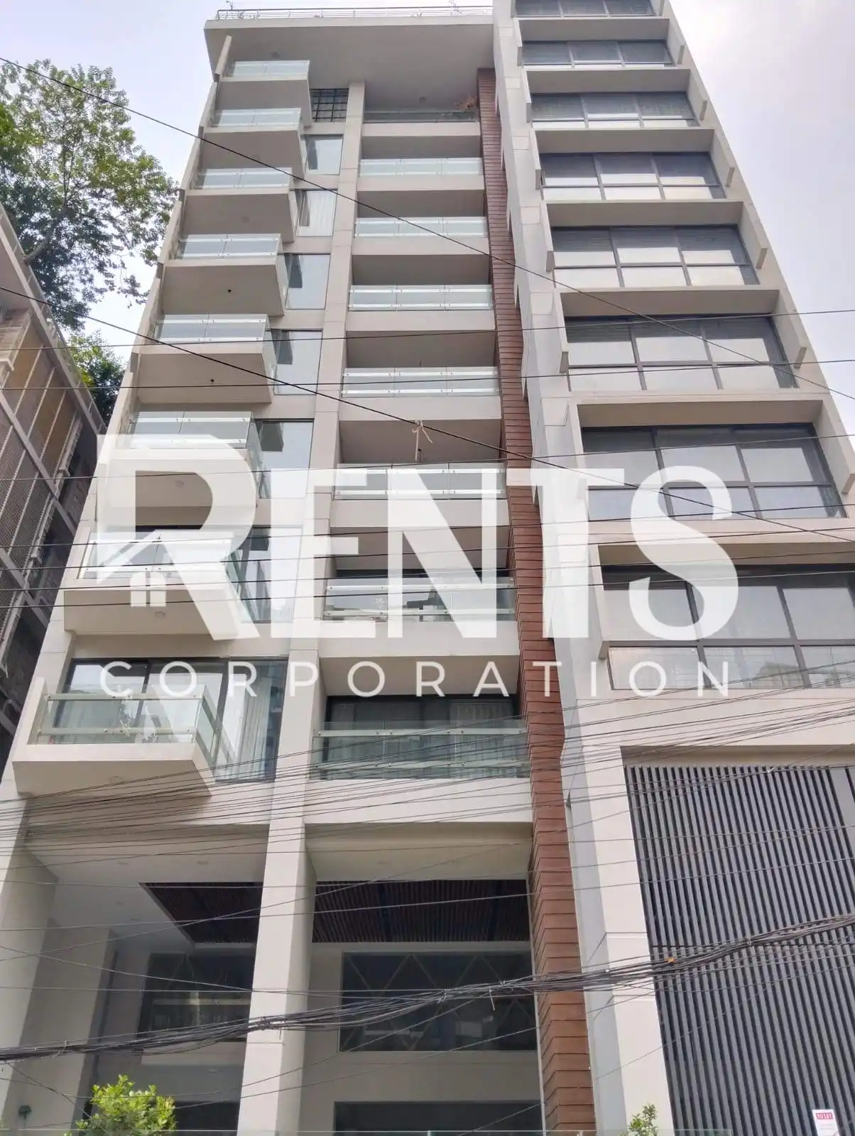 Villa on Hollywood Boulevard