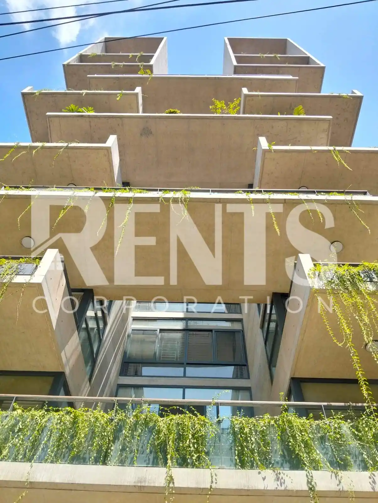 Villa on Hollywood Boulevard