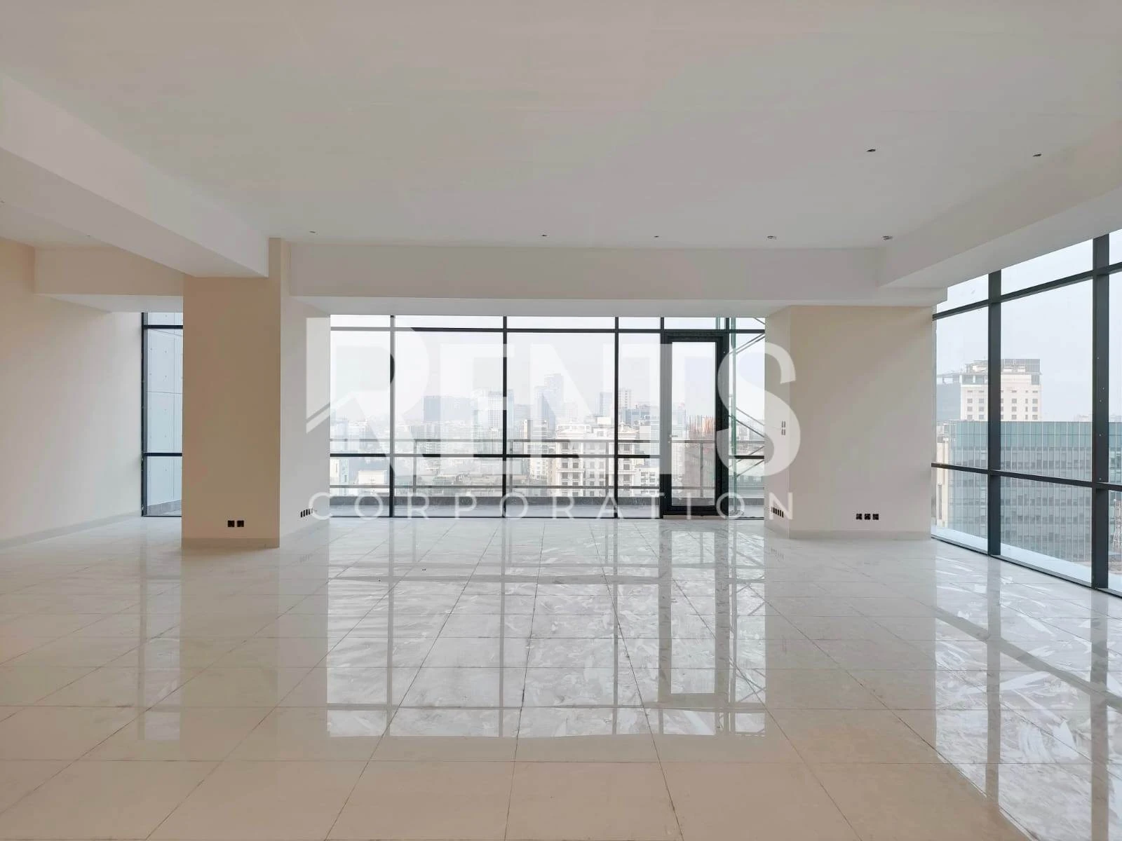 Villa on Hollywood Boulevard