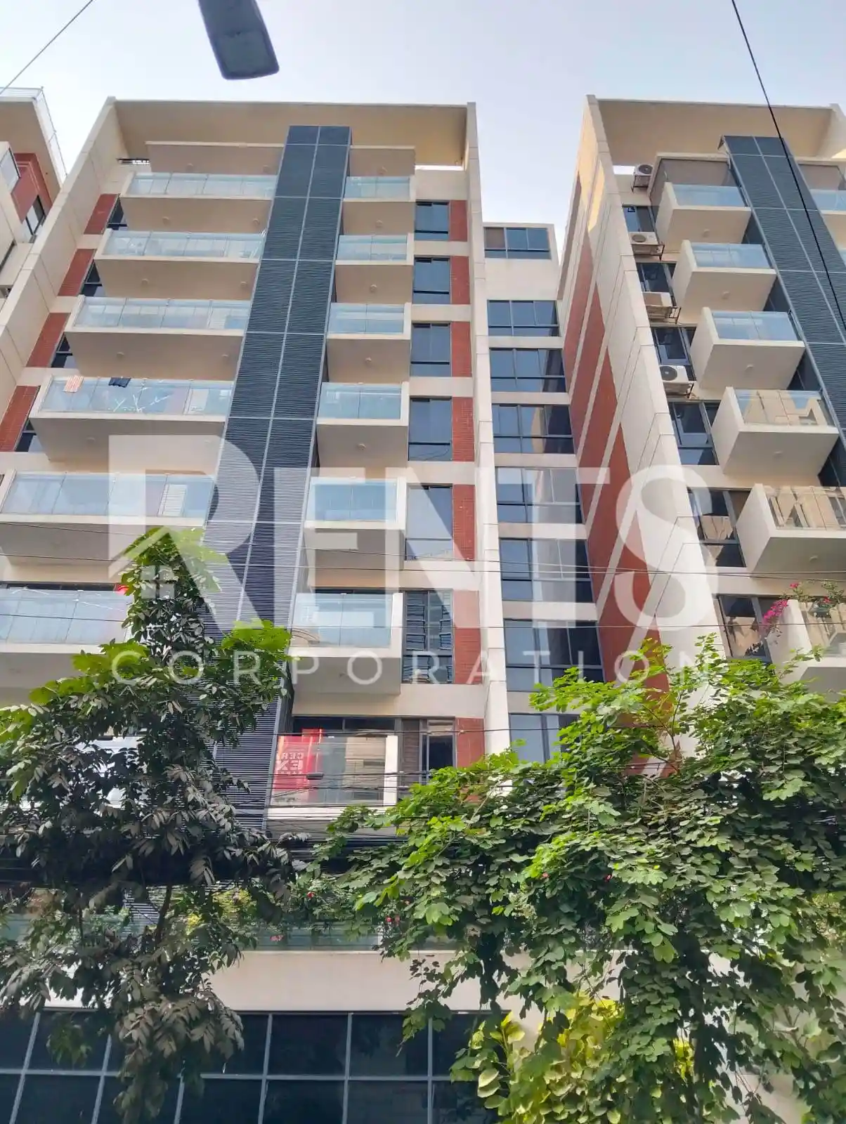 Villa on Hollywood Boulevard