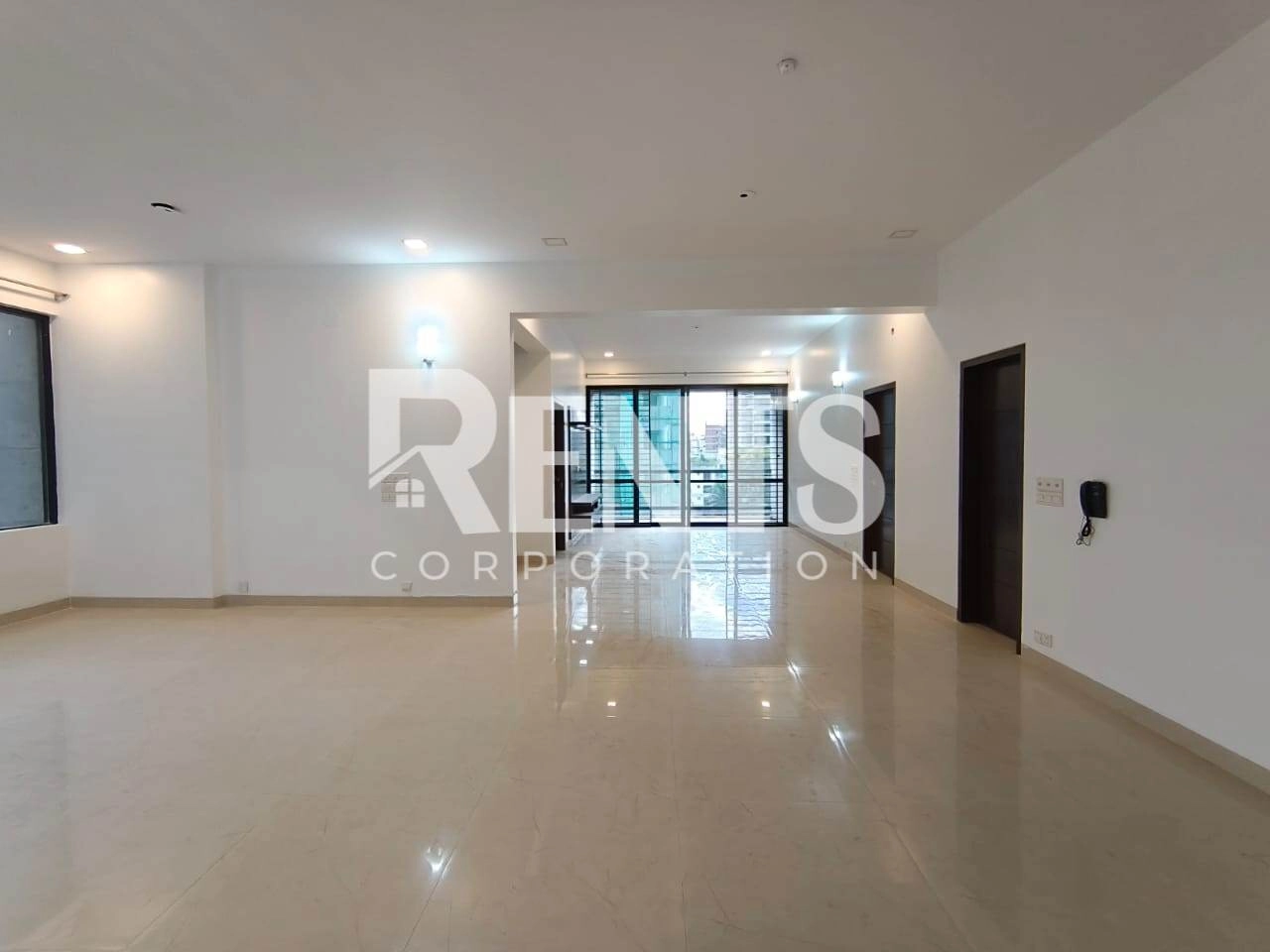 Villa on Hollywood Boulevard