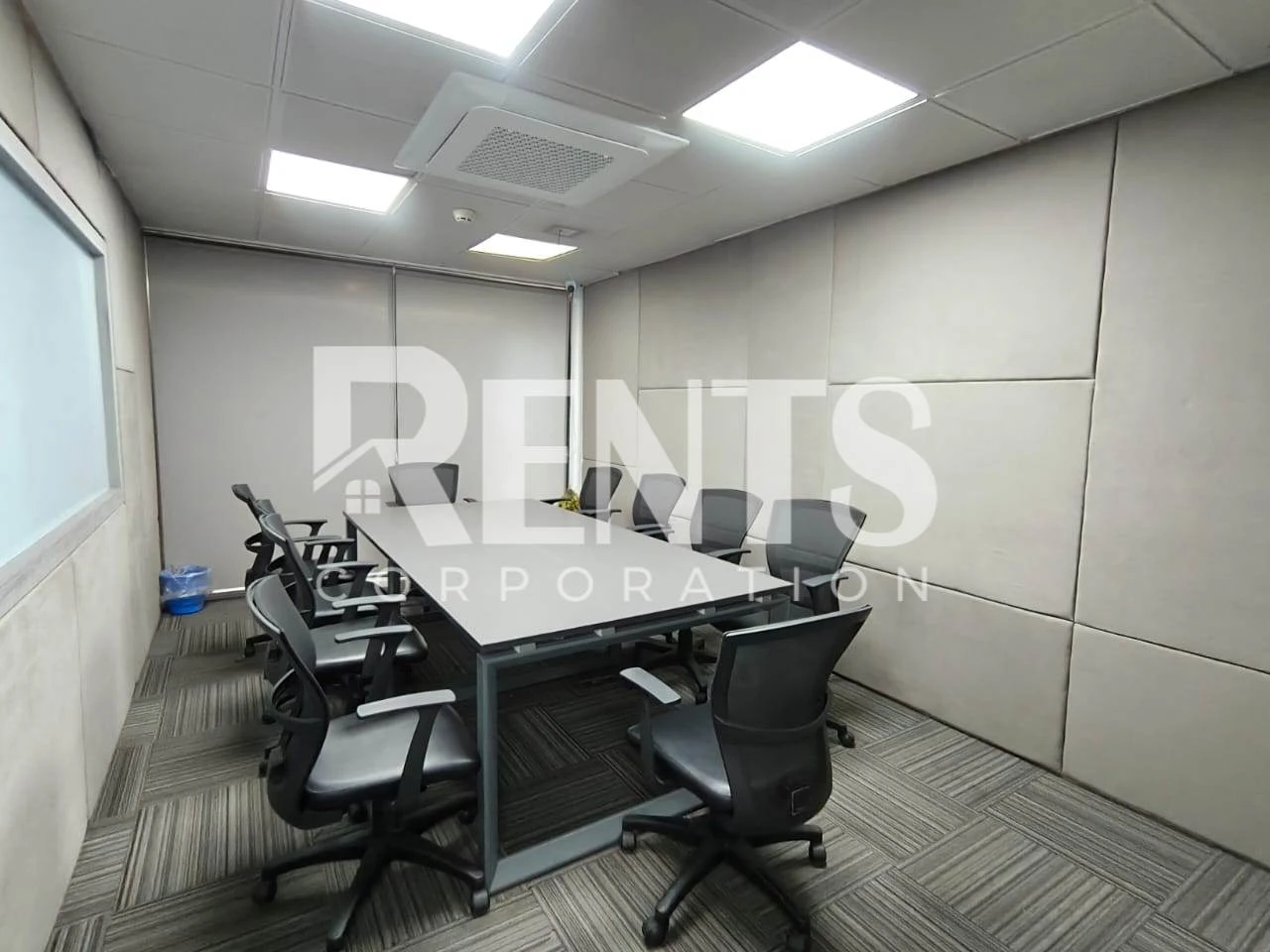 Villa on Hollywood Boulevard