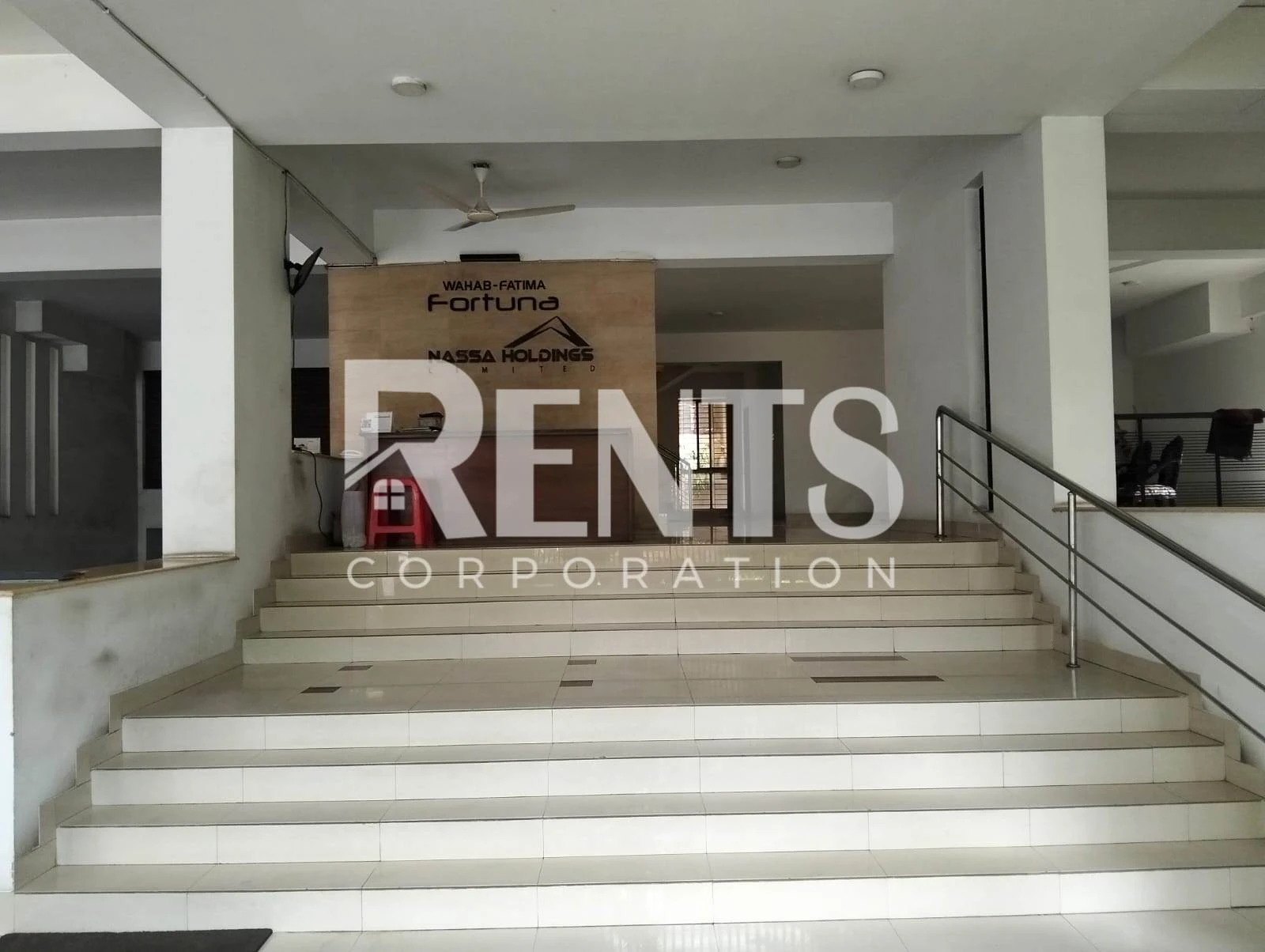 Villa on Hollywood Boulevard