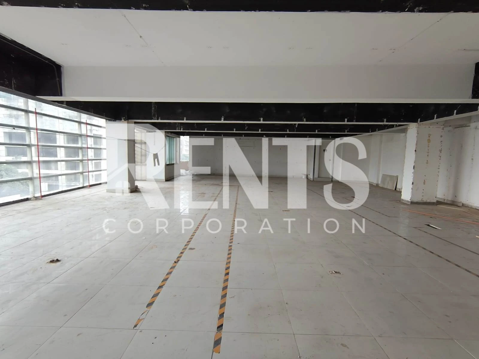 Villa on Hollywood Boulevard