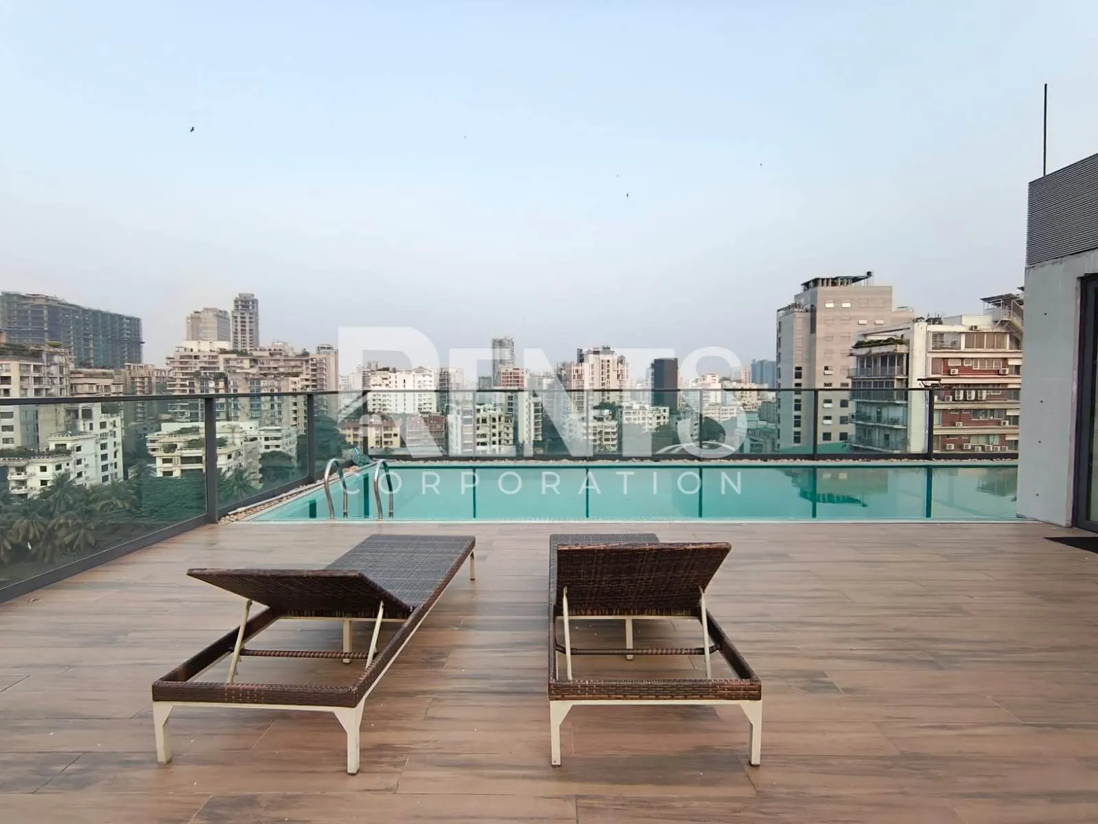 Villa on Hollywood Boulevard