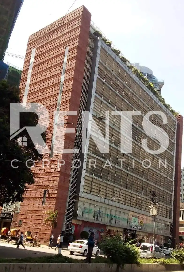 Villa on Hollywood Boulevard