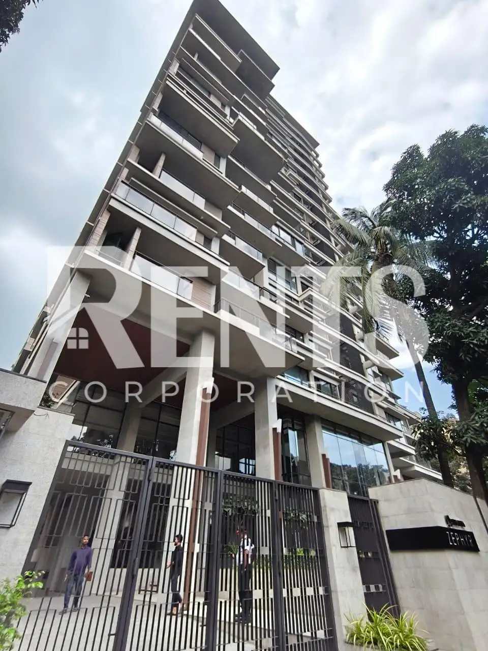 Villa on Hollywood Boulevard