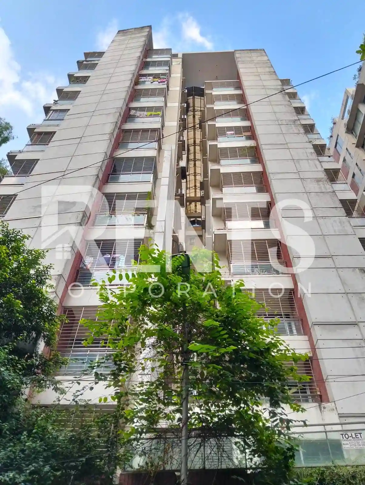 Villa on Hollywood Boulevard