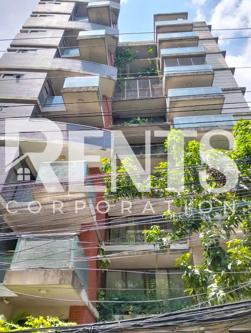 Villa on Hollywood Boulevard