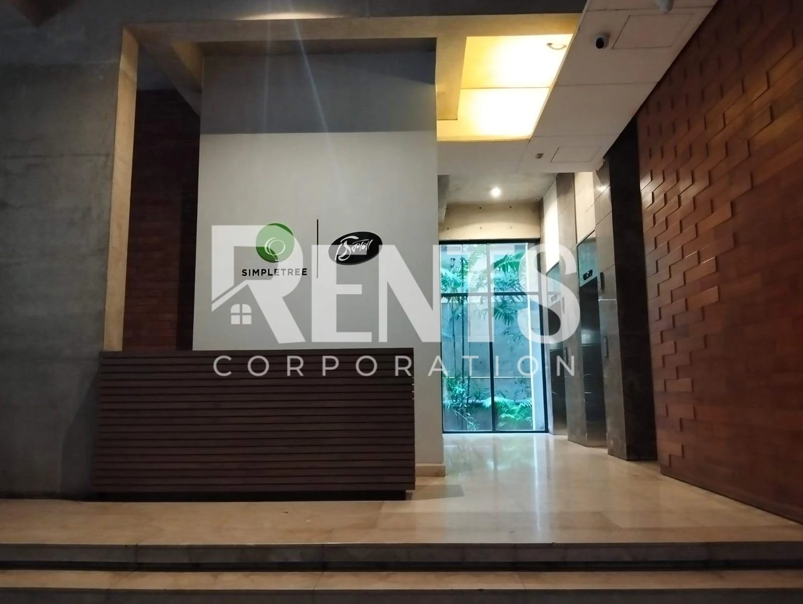 Villa on Hollywood Boulevard