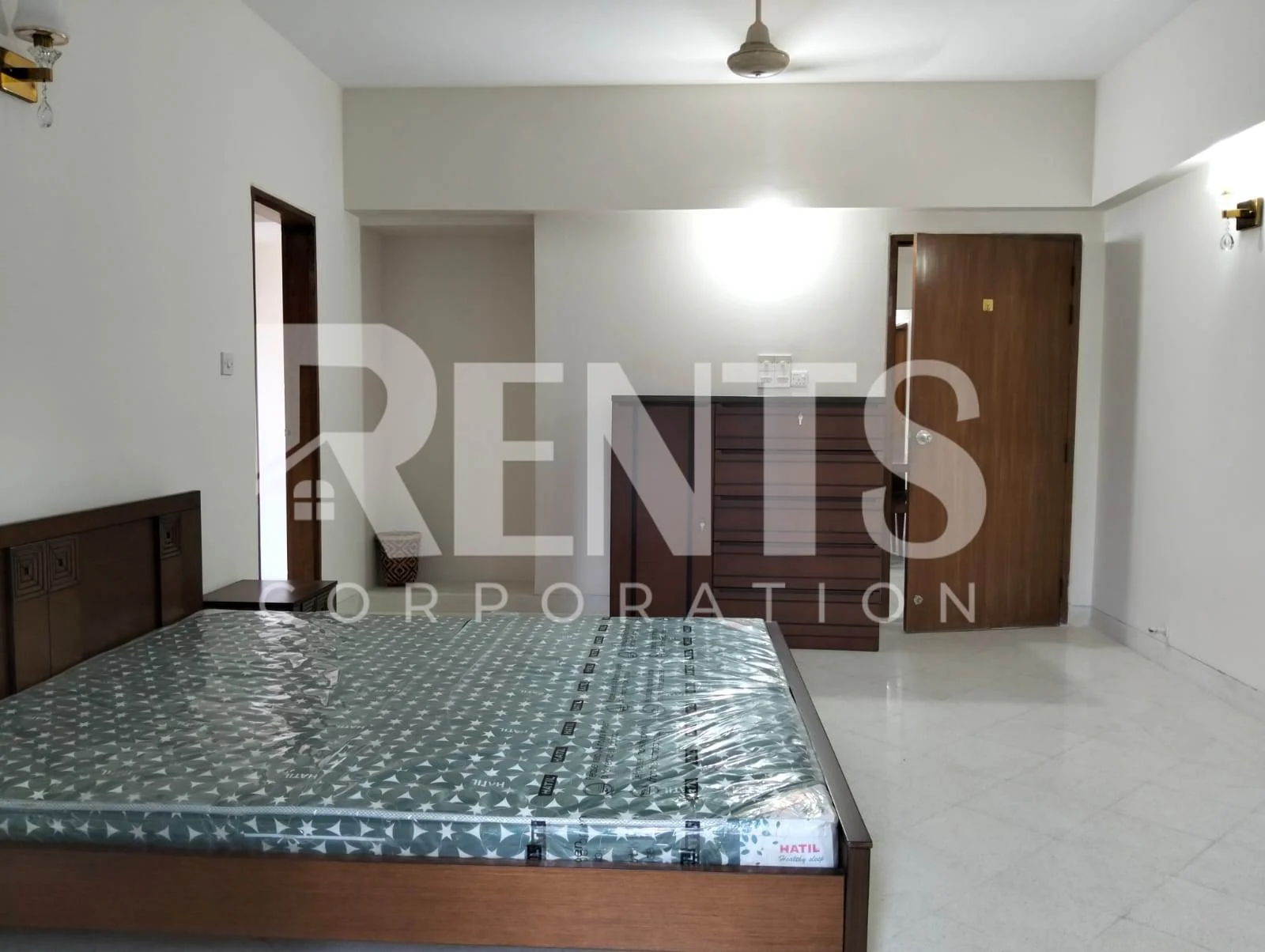 Villa on Hollywood Boulevard