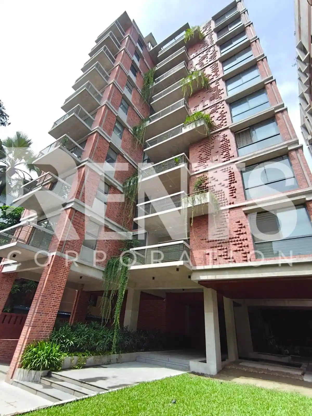 Villa on Hollywood Boulevard