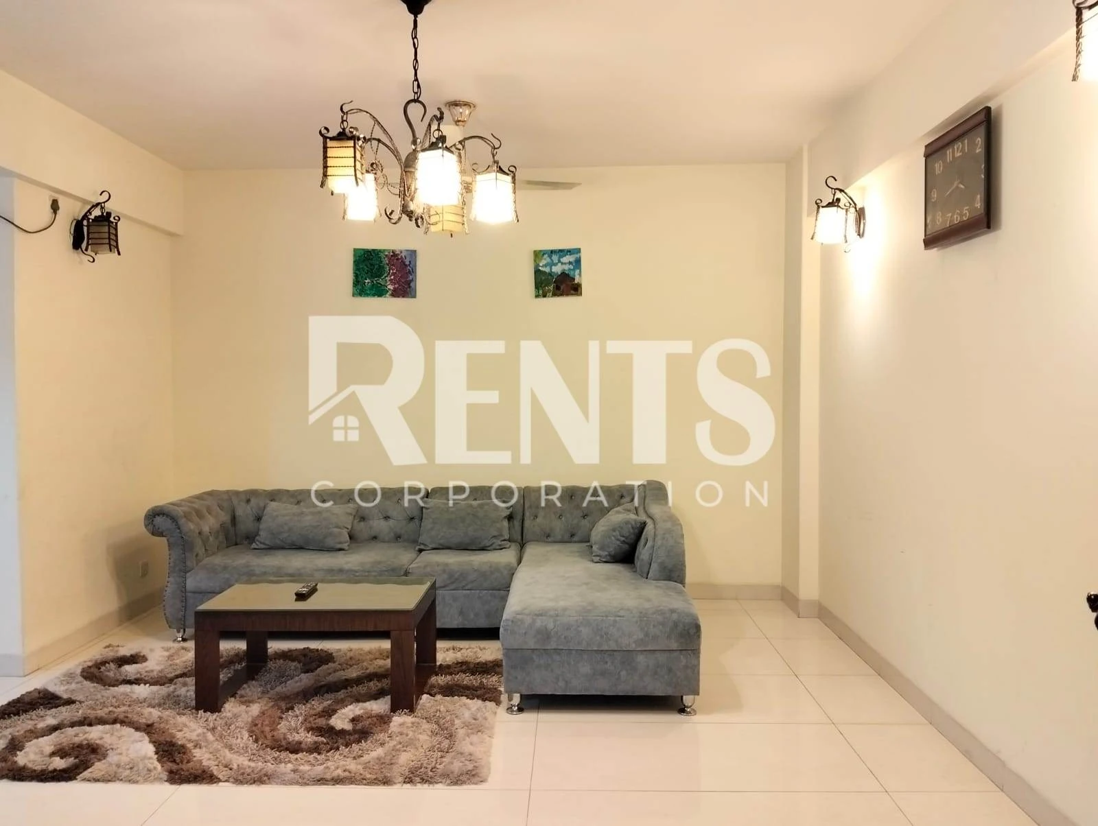 Villa on Hollywood Boulevard