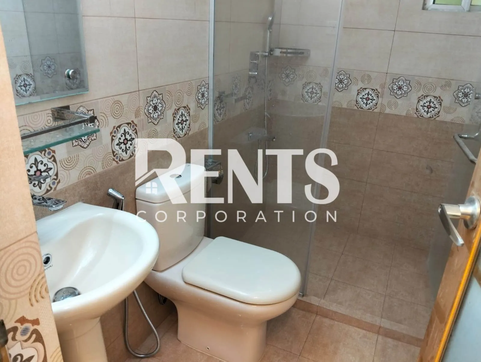 Villa on Hollywood Boulevard