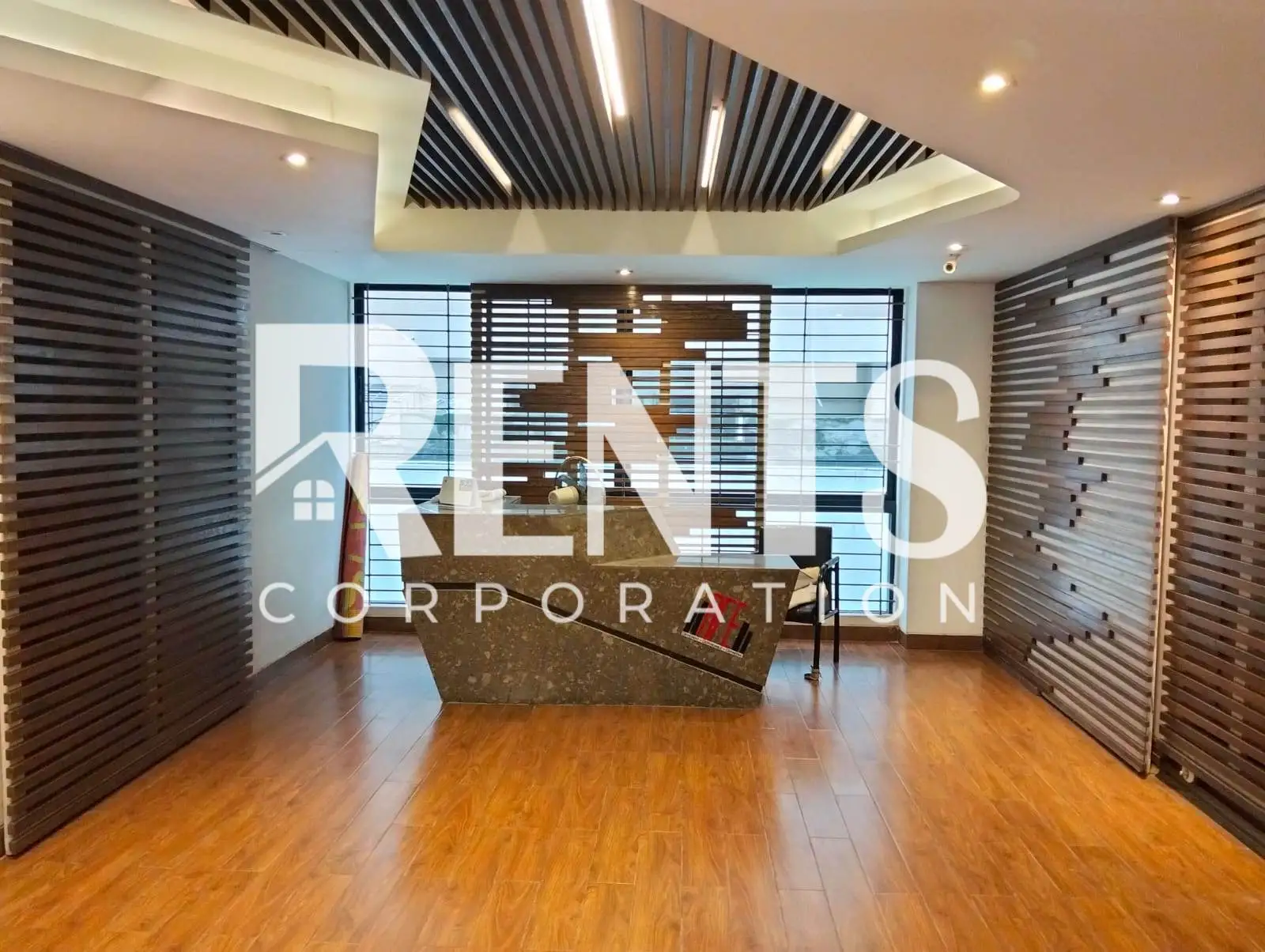 Villa on Hollywood Boulevard