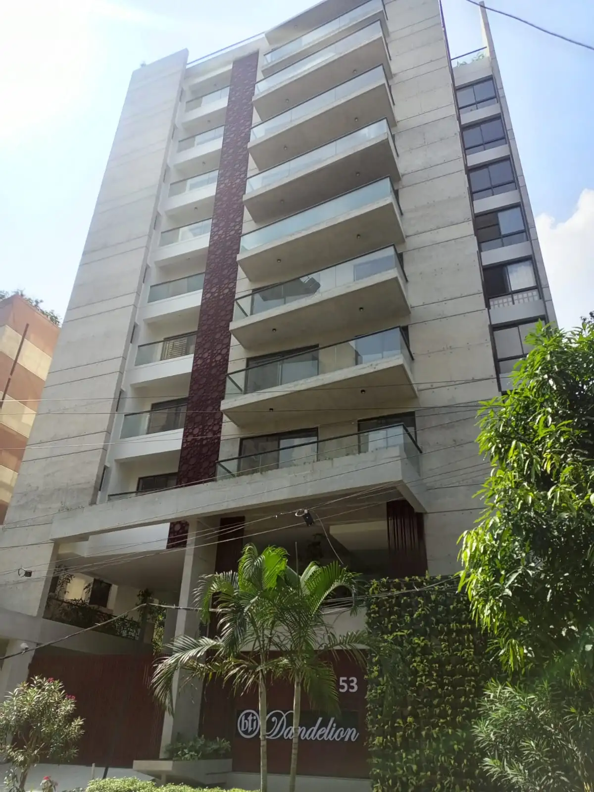 Villa on Hollywood Boulevard