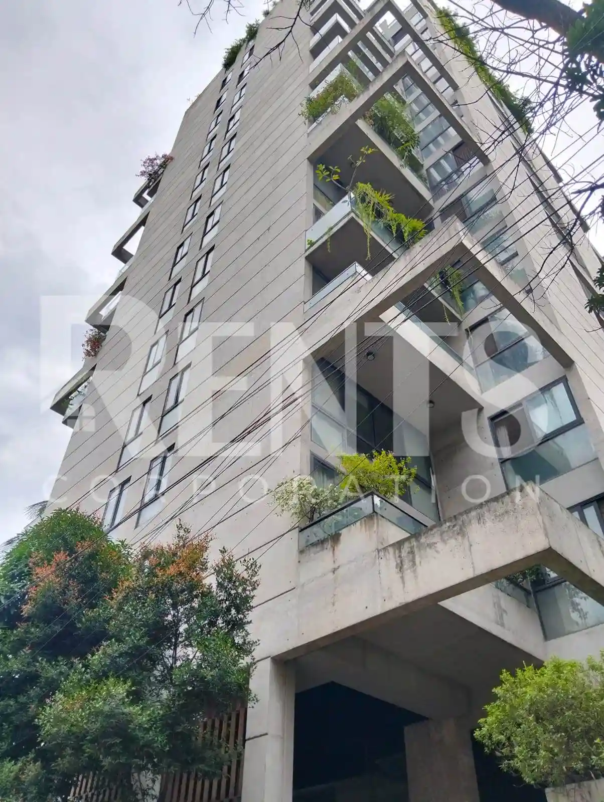 Villa on Hollywood Boulevard