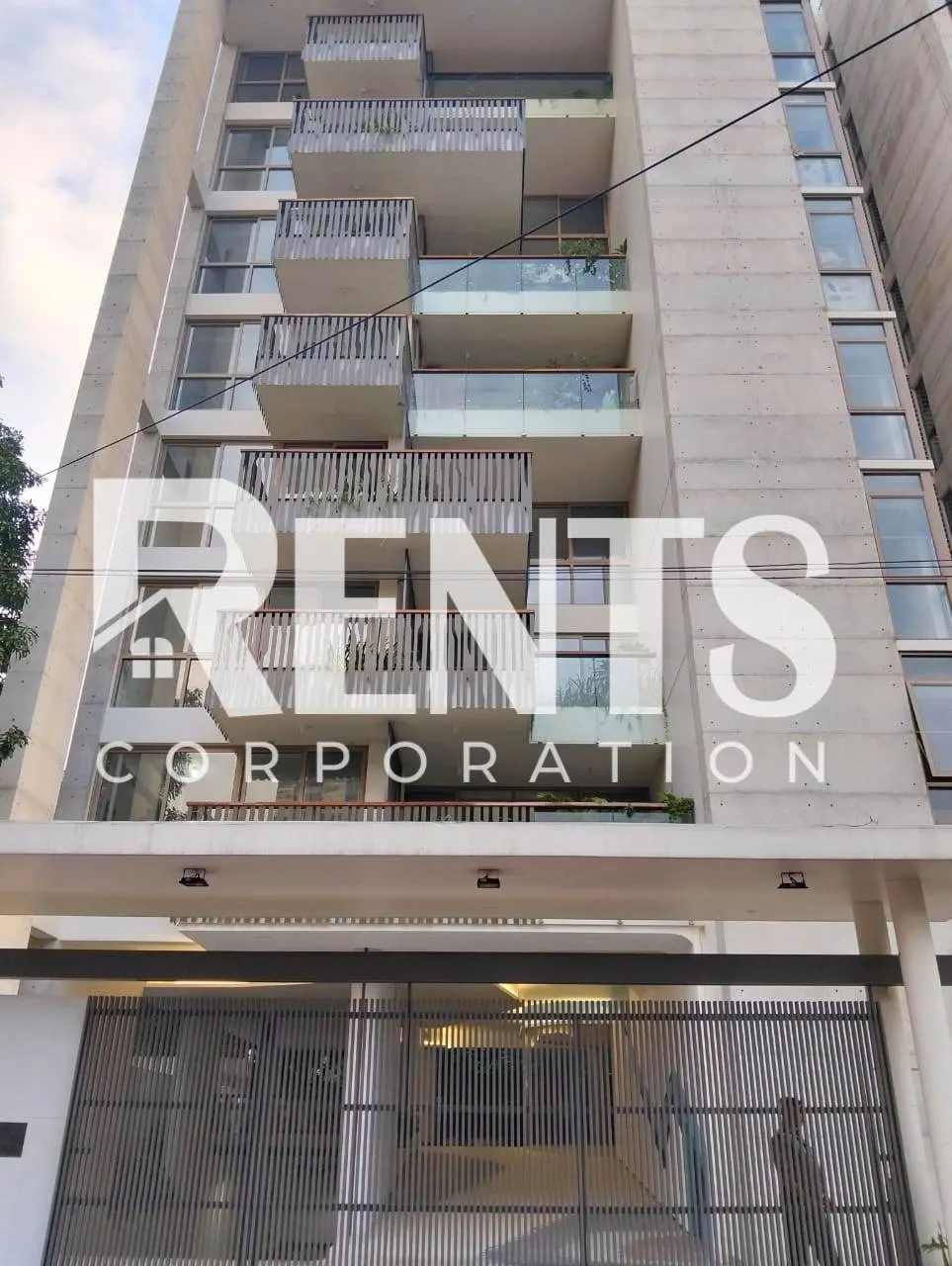 Villa on Hollywood Boulevard