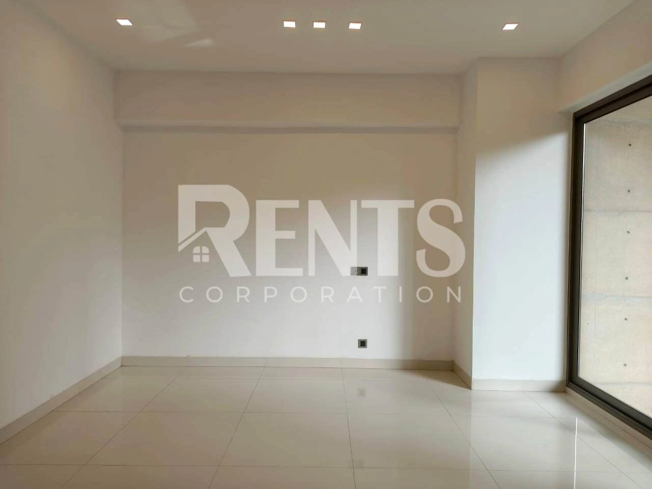 Villa on Hollywood Boulevard