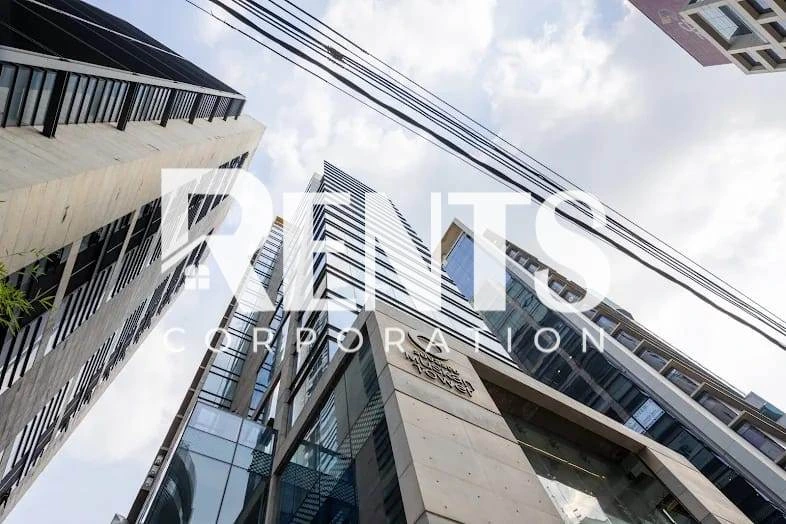 Villa on Hollywood Boulevard