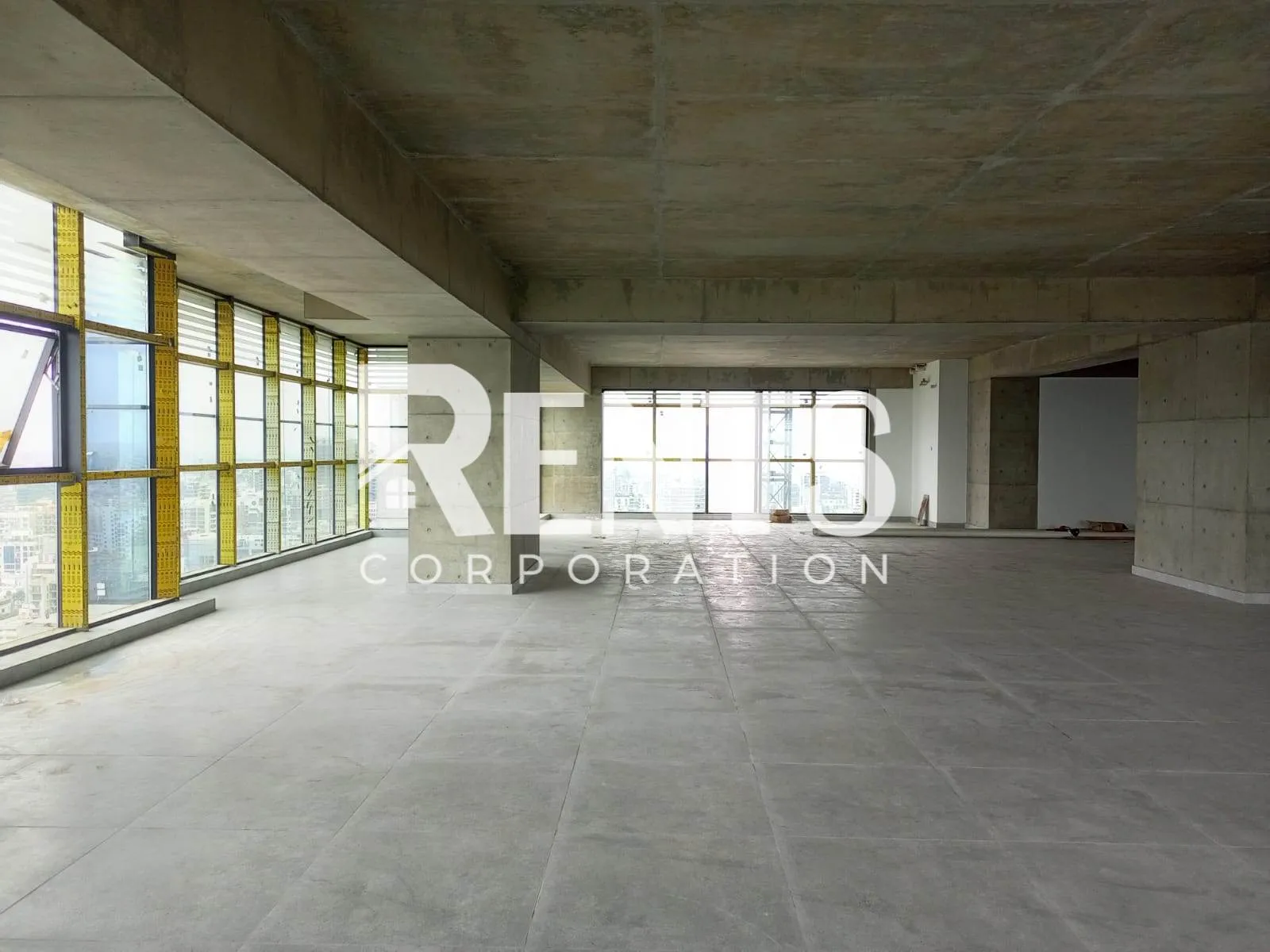 Villa on Hollywood Boulevard